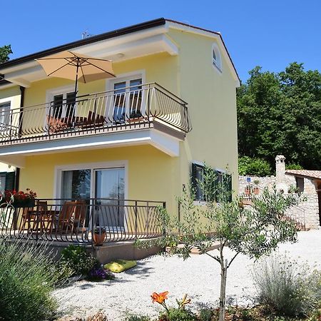 Apartments Sandra Brseč Kültér fotó